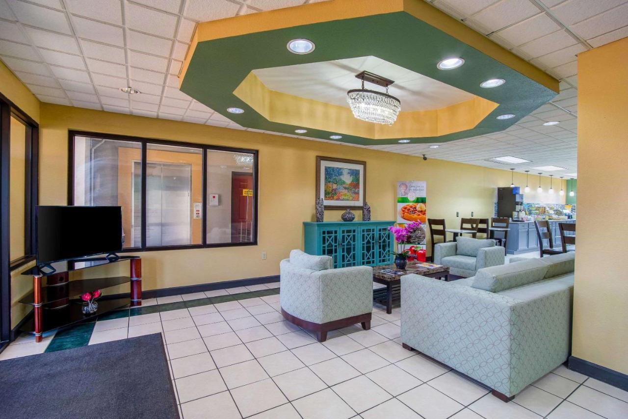 Quality Inn West Columbia - Cayce Bagian luar foto