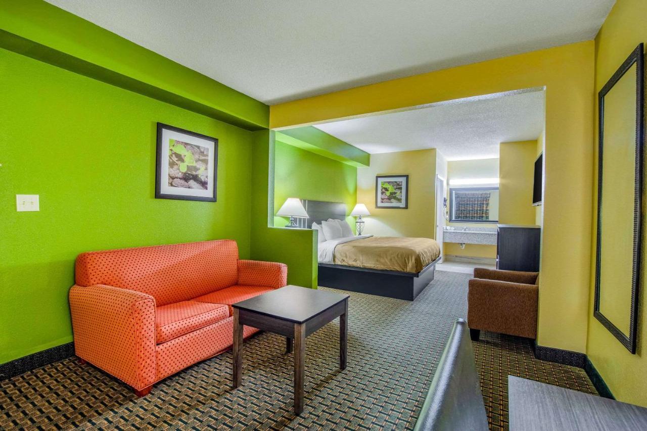 Quality Inn West Columbia - Cayce Bagian luar foto